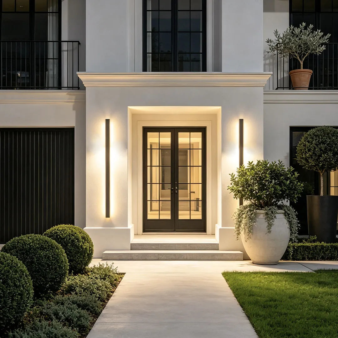 Linea Outdoor Strip Wall Light | IP65 Black LED Bar 24-94 in
