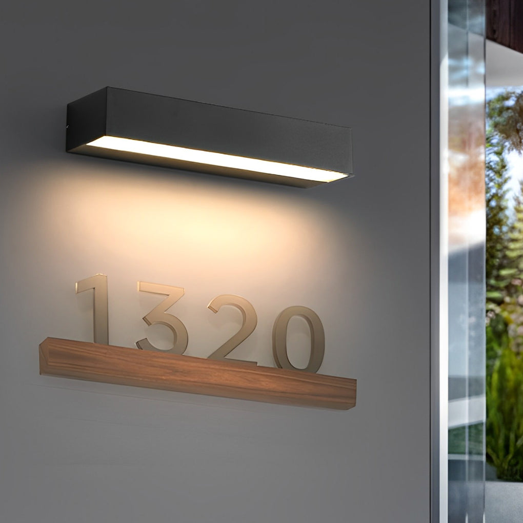 Lintel Linear Porch Light | IP65 Black LED Entry Wall Bar