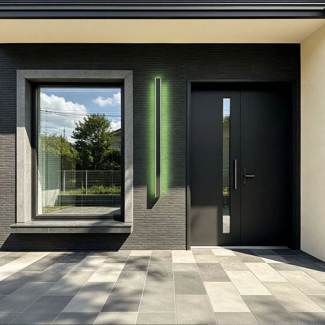 Linea Outdoor Strip Wall Light | IP65 Black LED Bar 24-94 in