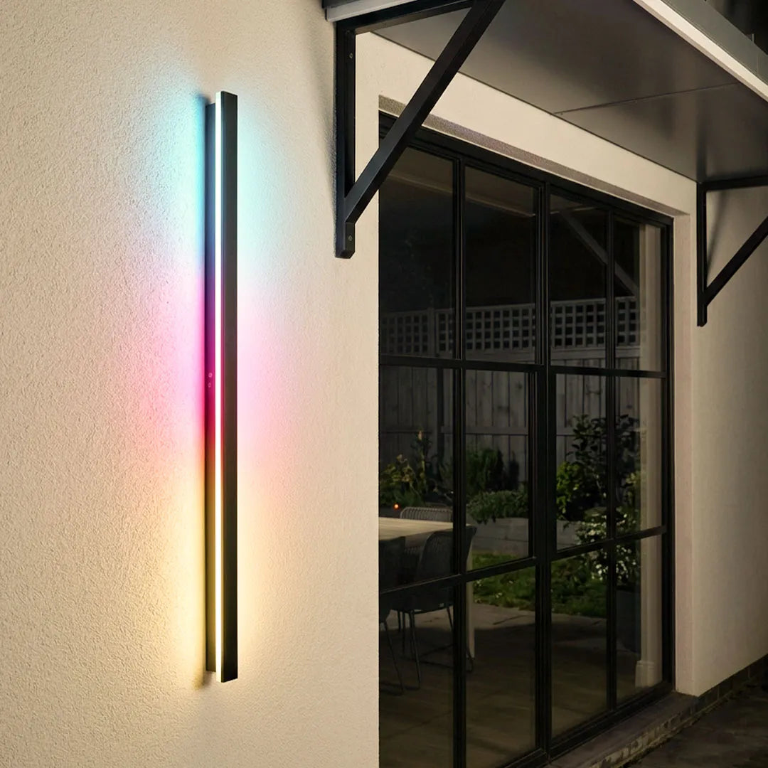 Linea Outdoor Strip Wall Light | IP65 Black LED Bar 24-94 in